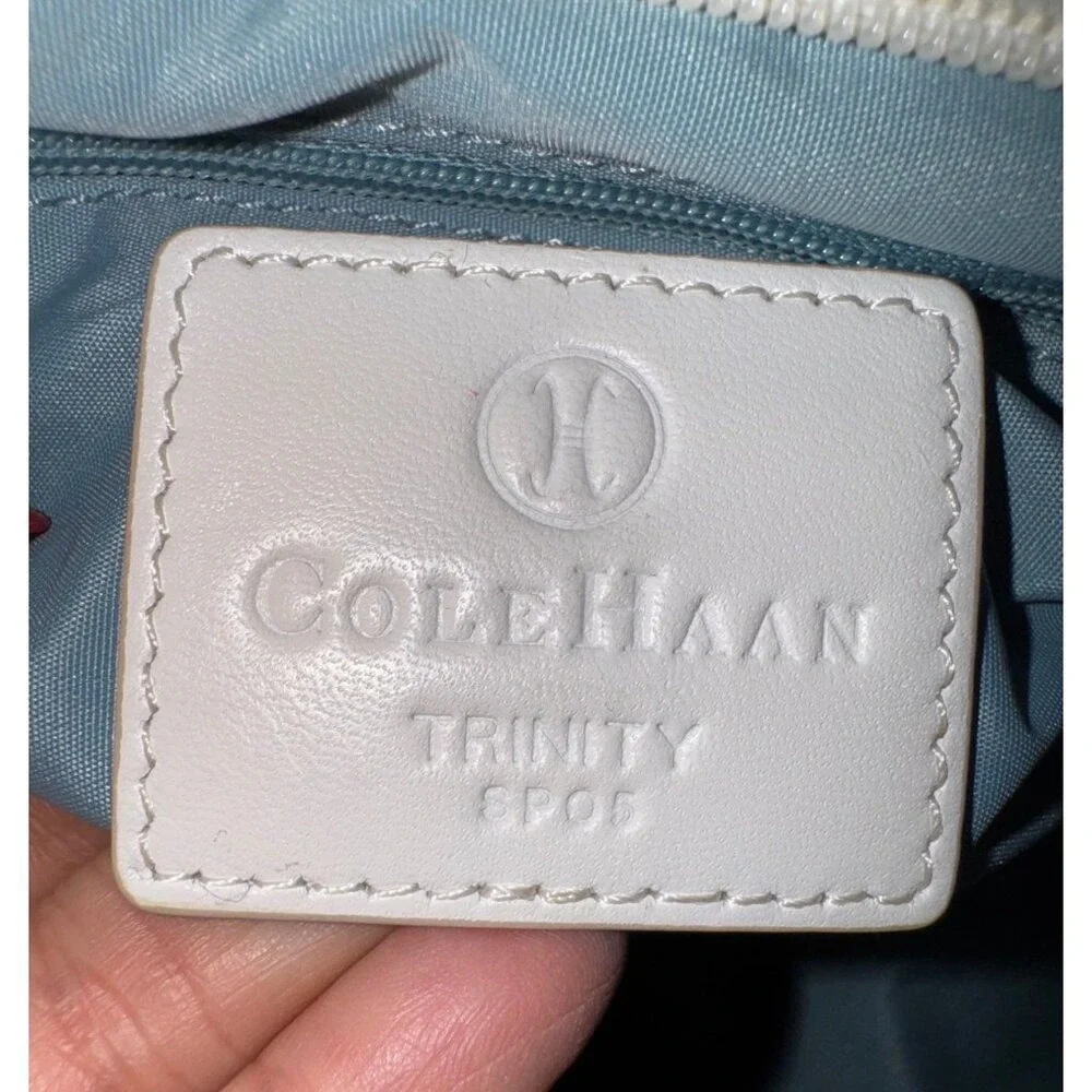 Cole Haan Trinity White‎ Leather Handbag With Silver Hardware Y2K Classic Rave